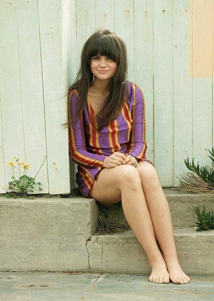 Linda Ronstadt Nude Pictures Uncover Her Grandiose And Appealing