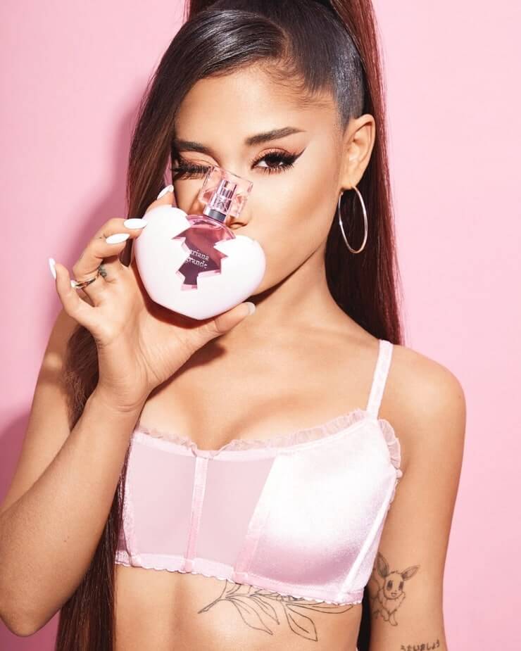 Sexy Ariana Grande Boobs Pictures Which Will Make You Want To Play