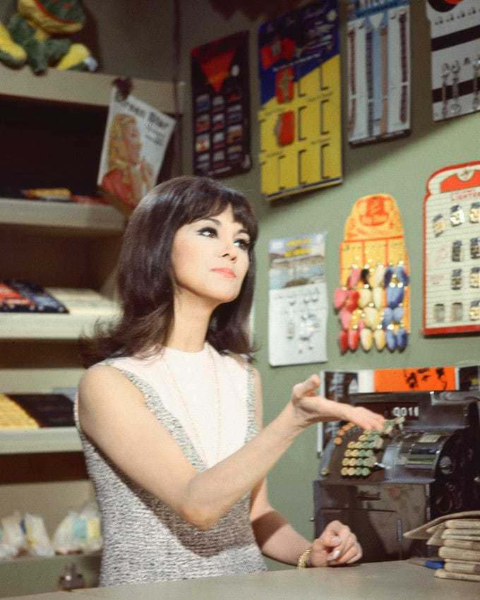 49 Hot Pictures Of Marlo Thomas That Are Simply Gorgeous | Best Of Comic Books
