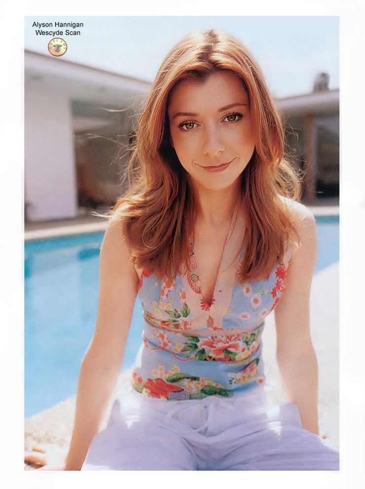 49 Hottest Alyson Hannigan Big Butt Pictures Will Make Your Day A Super-Win! | Best Of Comic Books