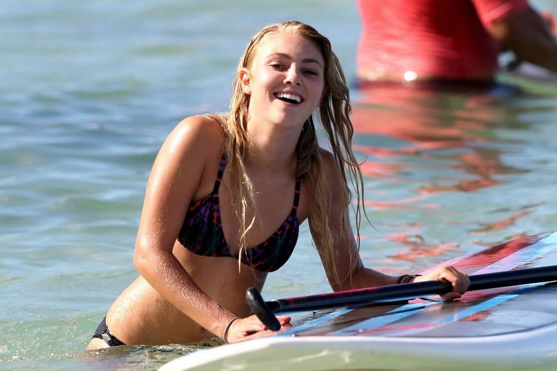 49 Hottest AnnaSophia Robb Bikini Pictures Will Prove That She Is A Goddess | Best Of Comic Books