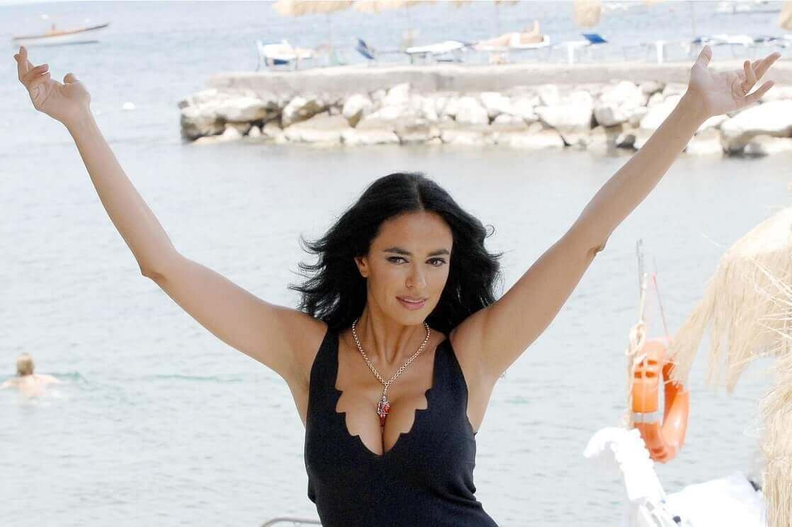 49 Hottest Maria Grazia Cucinotta Boobs Pictures Will Make You Hot Under You Collars | Best Of Comic Books