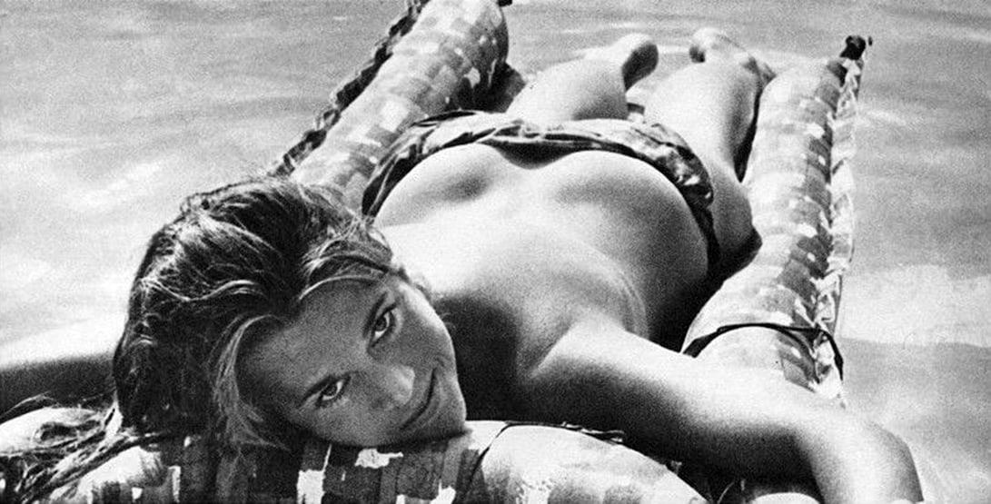 49 Jane Fonda Hot Pictures Will Drive You Nuts For Her | Best Of Comic Books