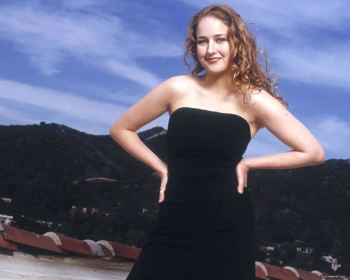 49 Leelee Sobieski Sexy Pictures Will Drive You Nuts For Her | Best Of Comic Books