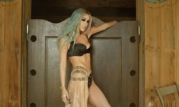 49 Sexy Kesha Boobs Pictures Are Going To Make You Want Her Badly | Best Of Comic Books