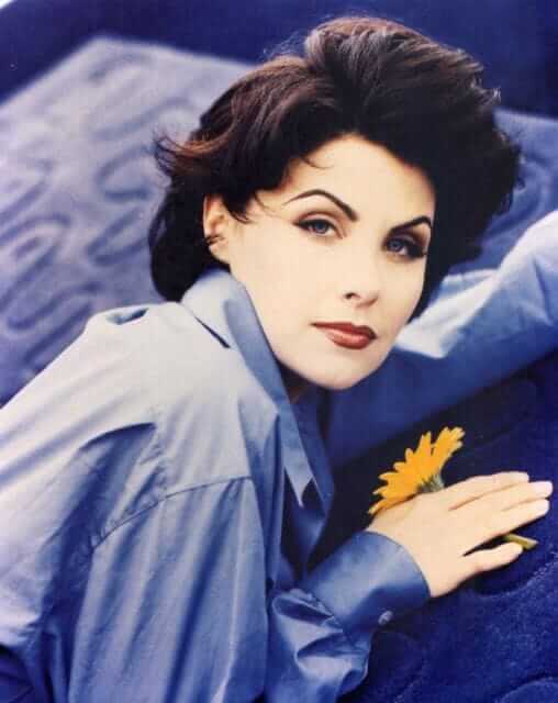 49 Sherilyn Fenn Sexy Pictures Will Get You Hot Under Your Collars | Best Of Comic Books