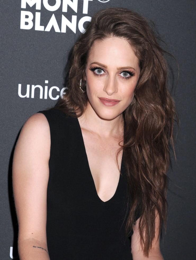 51 Hot Pictures Of Carly Chaikin Demonstrate That She Is As Hot As Anyone Might Imagine | Best Of Comic Books