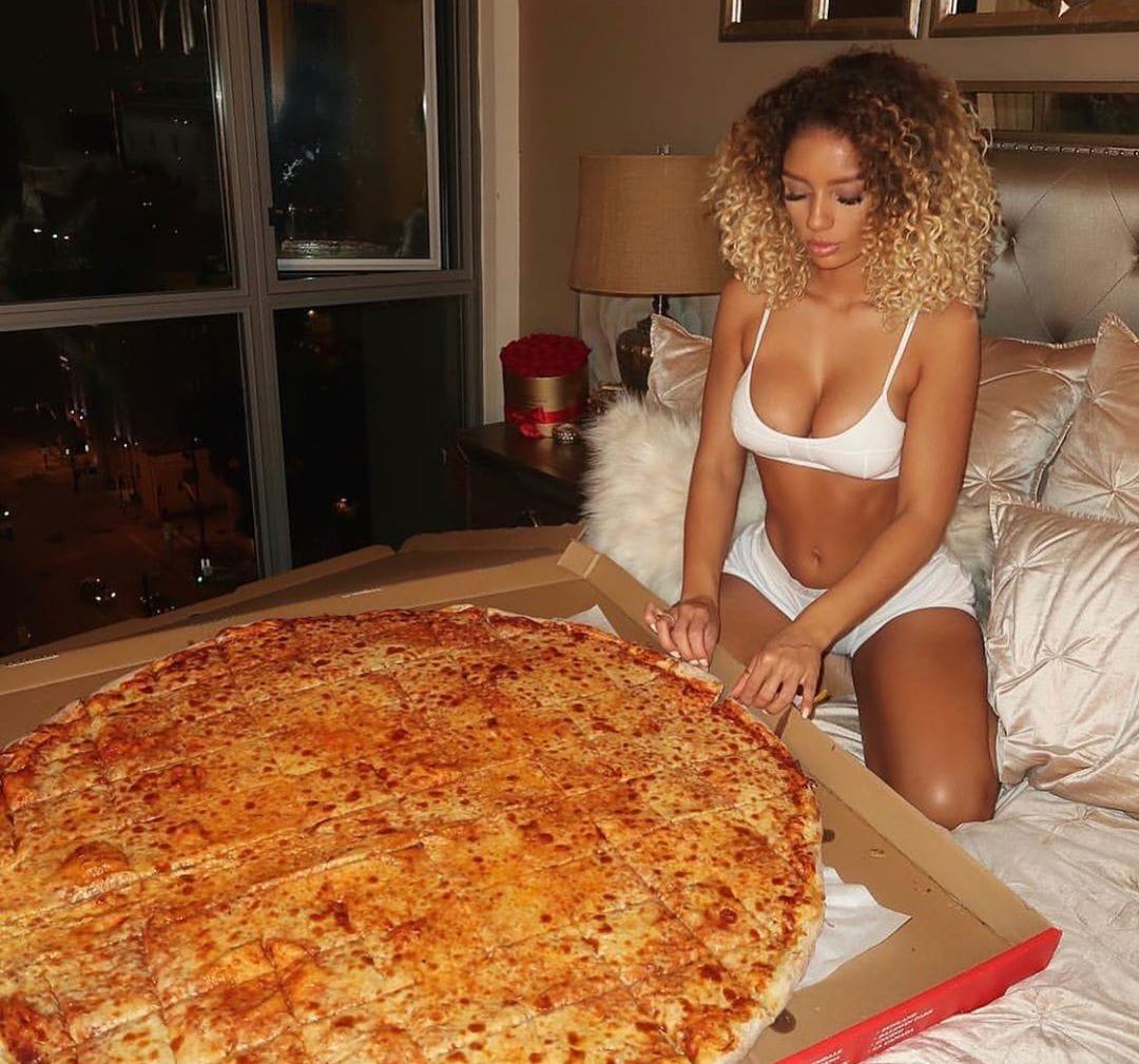51 Hot Pictures Of Jena Frumes That Will Fill Your Heart With Triumphant Satisfaction | Best Of Comic Books