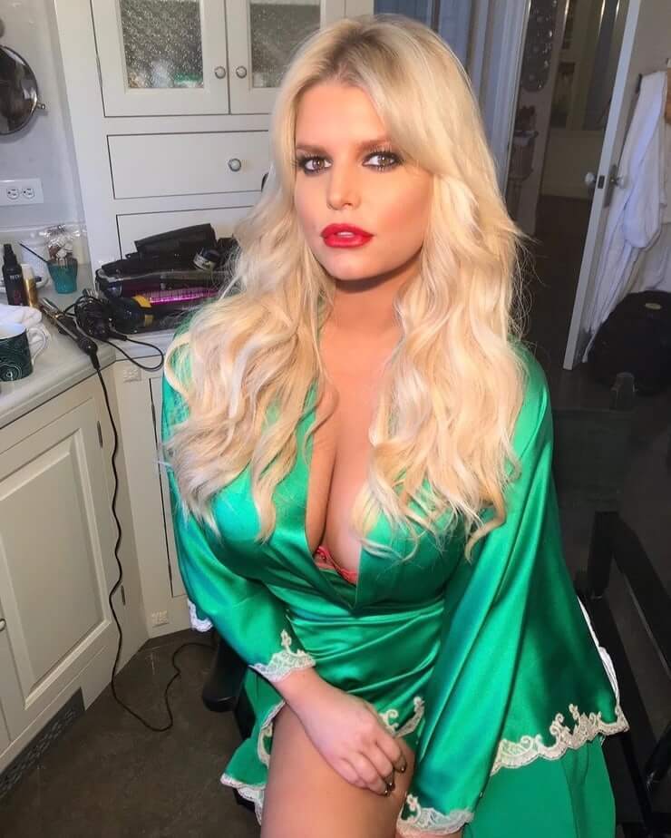 51 Hot Pictures Of Jessica Simpson Are Paradise On Earth | Best Of Comic Books