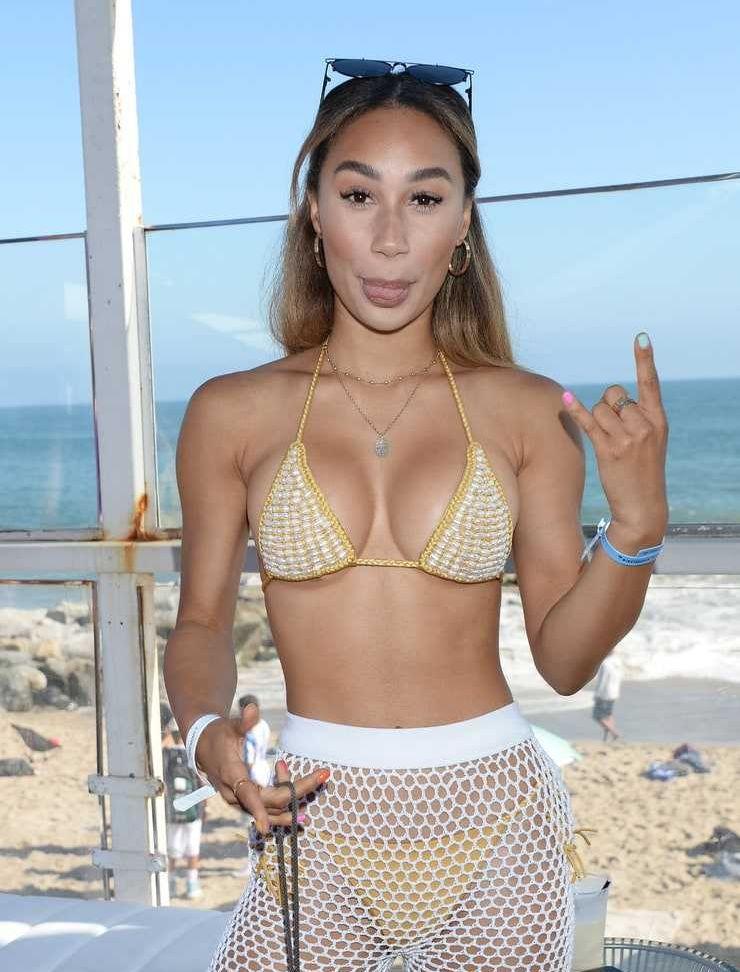 51 Hottest Eva Gutowski Big Butt Pictures Demonstrate That She Is As Hot As Anyone Might Imagine | Best Of Comic Books