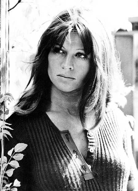 51 Hottest Julie Christie Big Butt Pictures Which Will Cause You To Surrender To Her Inexplicable Beauty | Best Of Comic Books