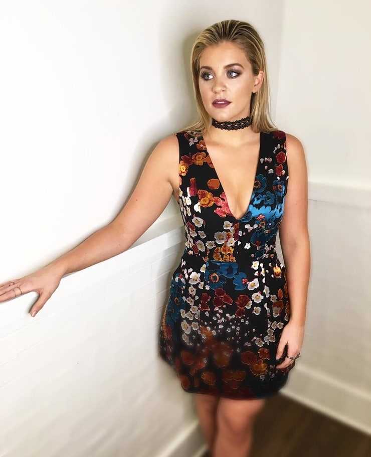 51 Hottest Lauren Alaina Big Butt Pictures Are Incredibly Excellent | Best Of Comic Books