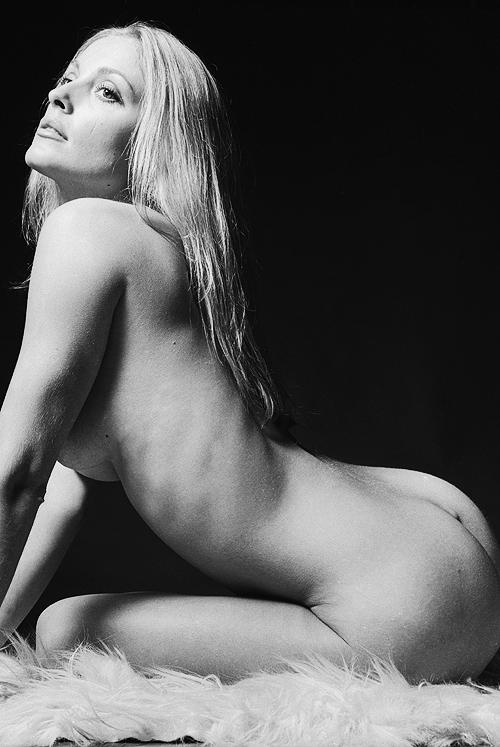 51 Hottest Sharon Tate Big Butt Pictures Are Windows Into Heaven | Best Of Comic Books