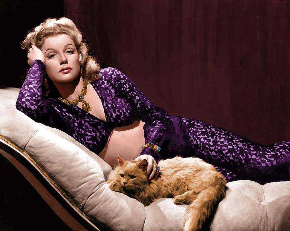 51 Sexy Ann Sheridan Boobs Pictures Will Drive You Frantically Enamored With This Sexy Vixen | Best Of Comic Books