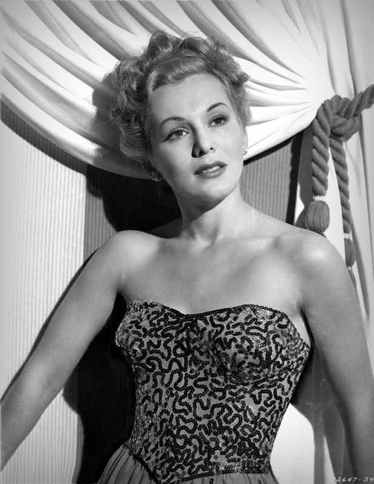 51 Sexy Eva Gabor Boobs Pictures Will Induce Passionate Feelings for Her | Best Of Comic Books