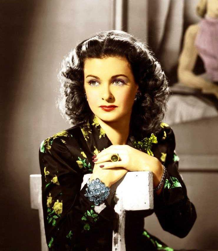 51 Sexy Joan Bennett Boobs Pictures Reveal Her Lofty And Attractive Physique | Best Of Comic Books