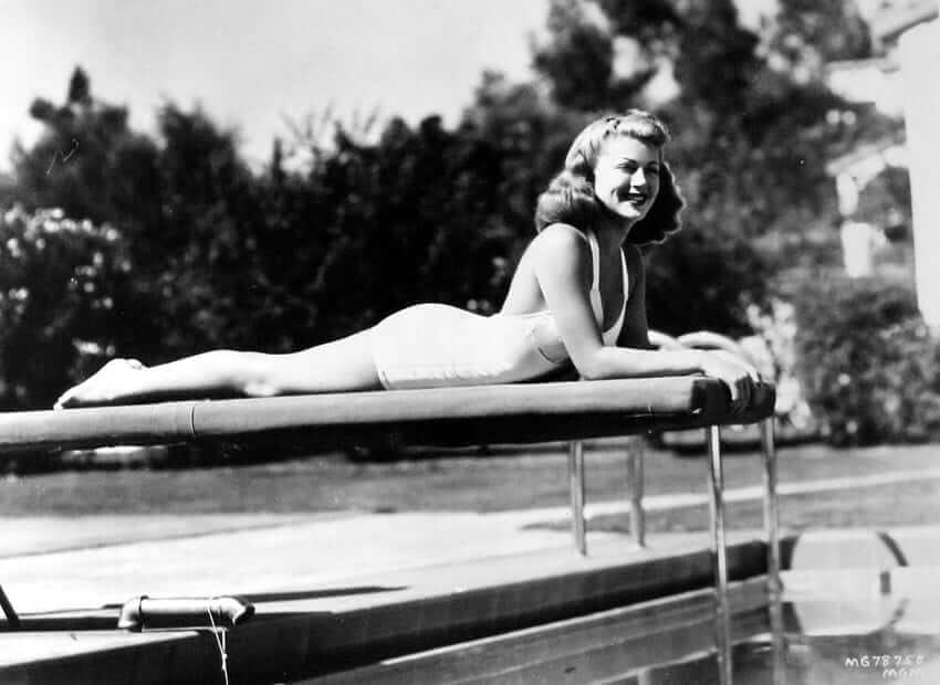 51 Sexy Lana Turner Boobs Pictures That Will Make Your Heart Pound For Her | Best Of Comic Books