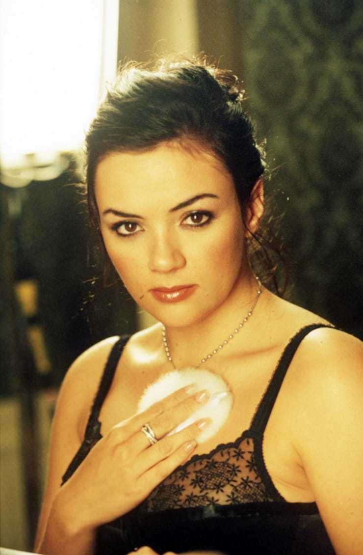 51 Sexy Martine McCutcheon Boobs Pictures That Are Essentially Perfect | Best Of Comic Books