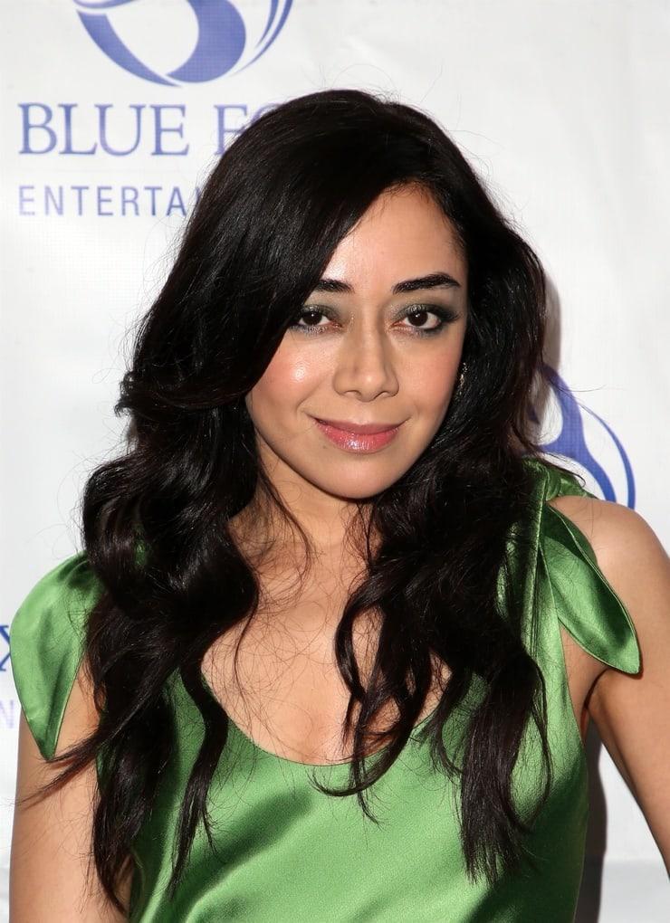 60+ Sexy Aimee Garcia Boobs Pictures Will Make You Crave For Her | Best Of Comic Books