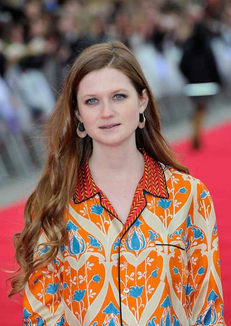 60+ Sexy Bonnie Wright Boobs Pictures Are Going To Make You Want Her Badly | Best Of Comic Books