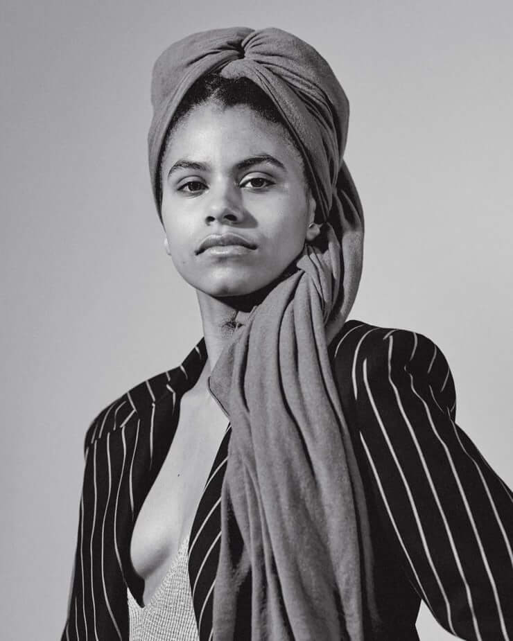 Sexy Zazie Beetz Boobs Pictures Are Absolutely Mouth Watering