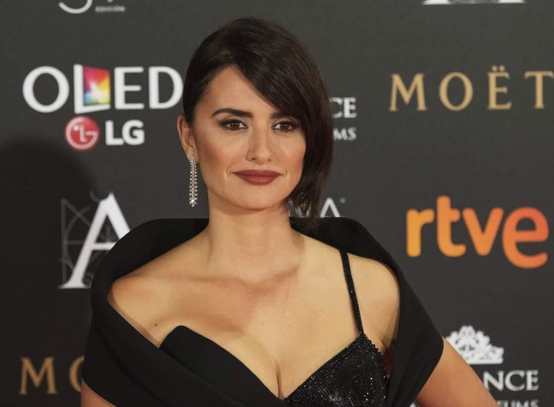 61 Hottest Penélope Cruz Big Boobs Pictures Which Will Make You Swelter All Over | Best Of Comic Books
