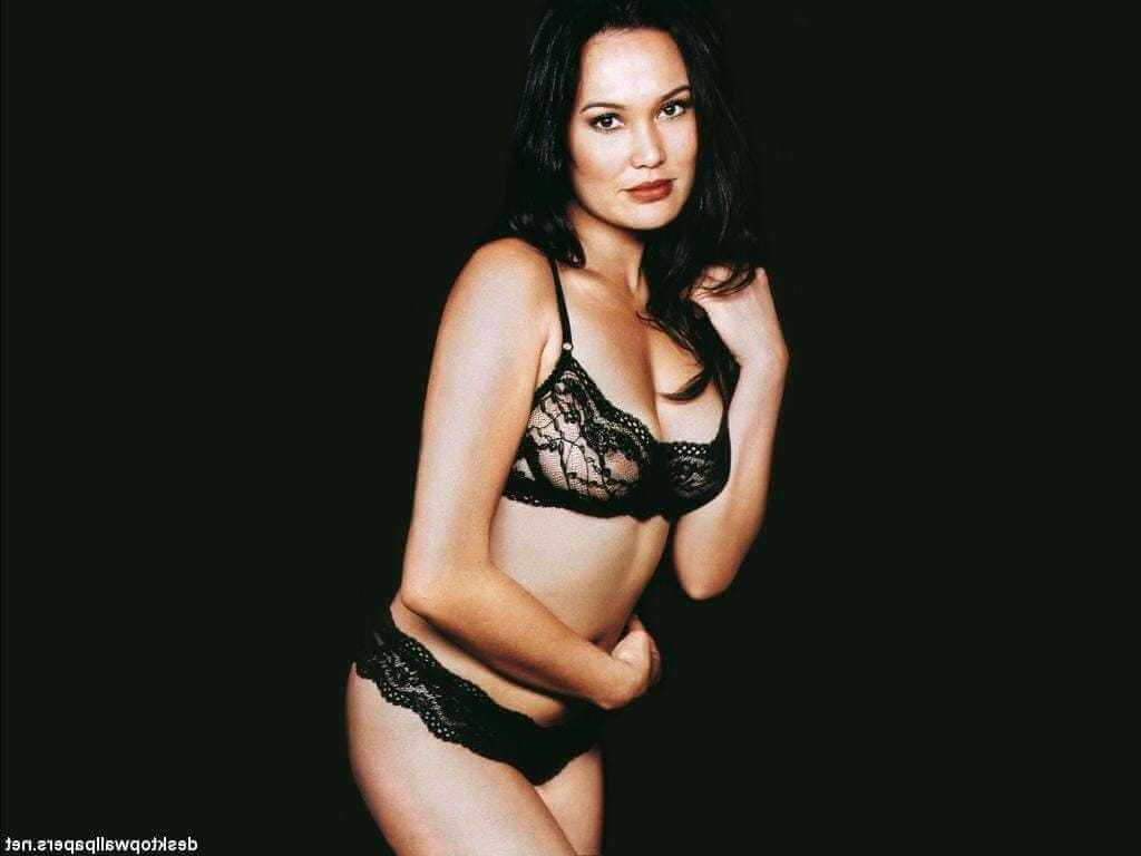 61 Hottest Tia Carrere Boobs Pictures Are Going To Make You Fall In Love With Her | Best Of Comic Books