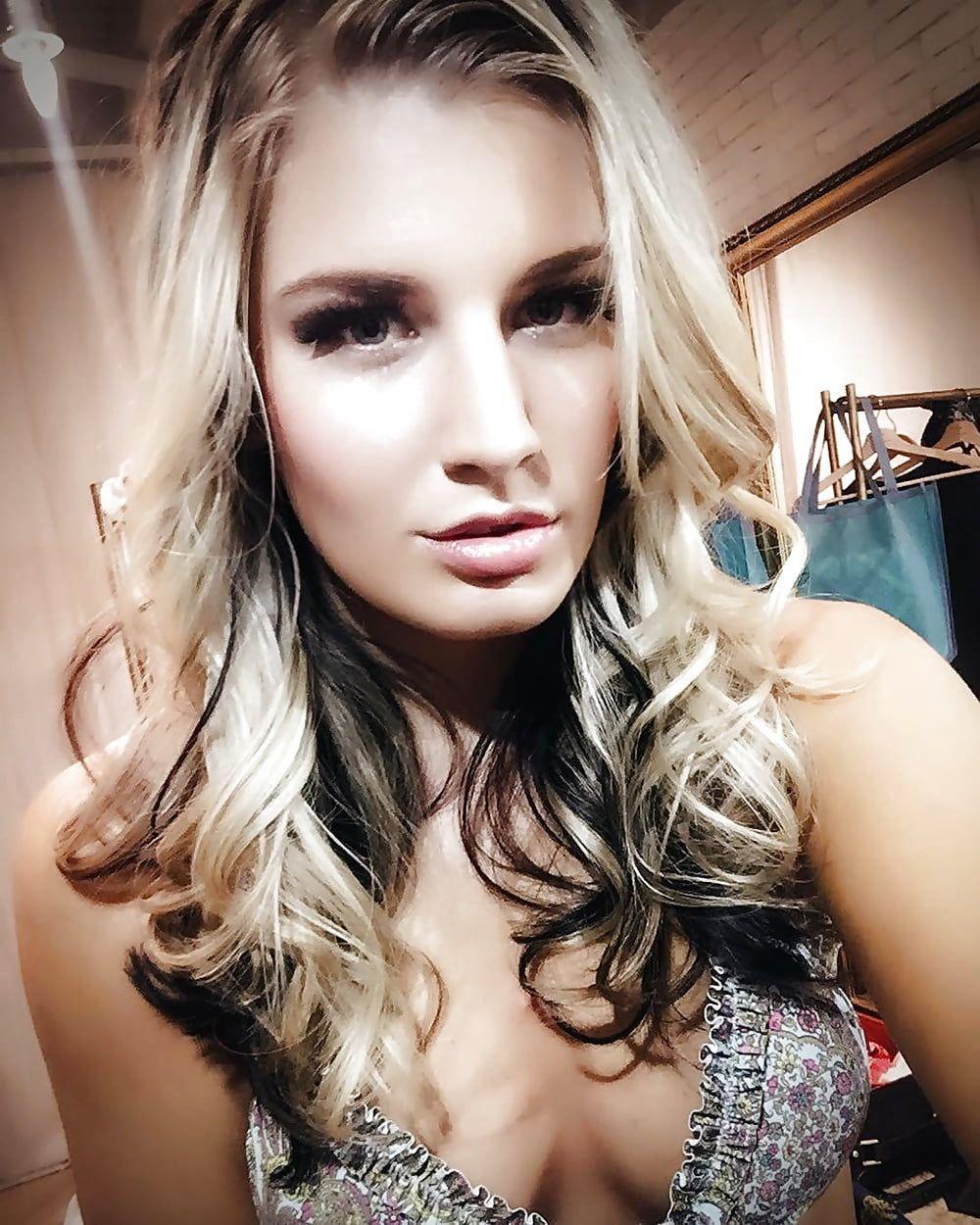 61 Hottest Toni Storm Big Butt Pictures Are Incredibly Sexy | Best Of Comic Books