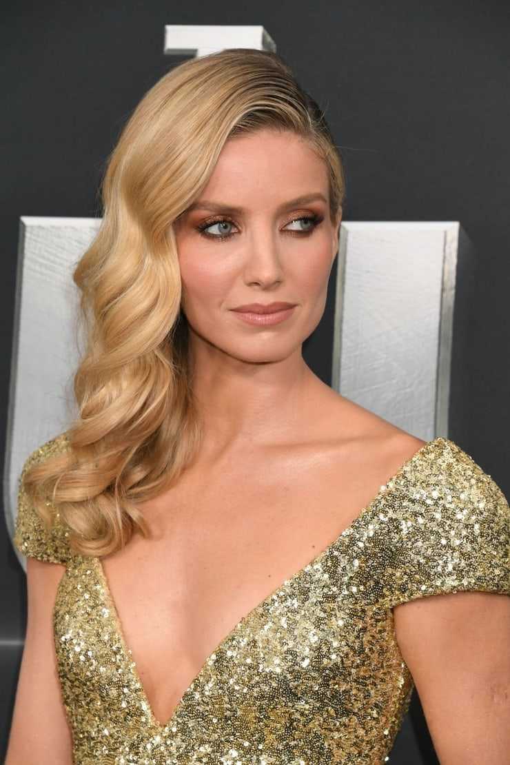 61 Sexy Annabelle Wallis Boobs Pictures Are Really Epic | Best Of Comic Books
