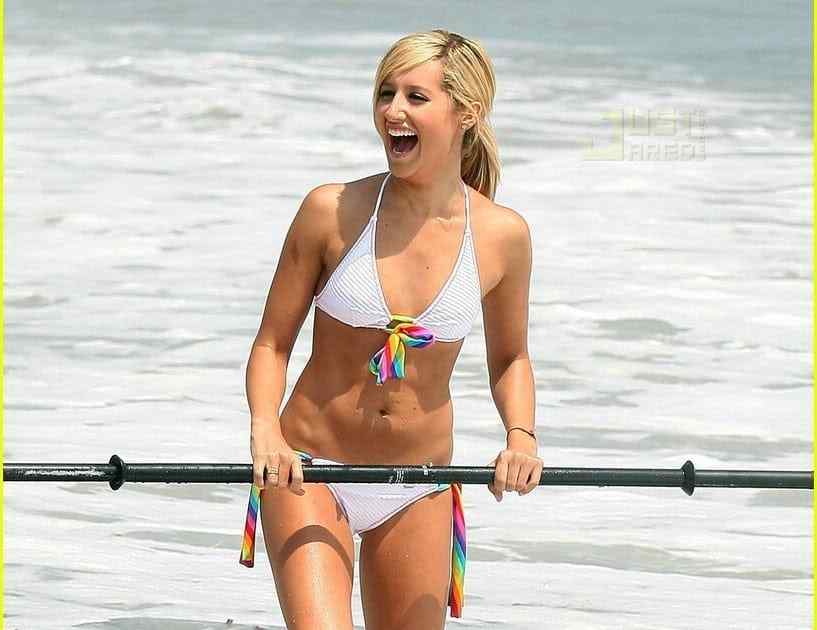 61 Sexy Ashley Tisdale Boobs Pictures Will Make Your Hands Want Her | Best Of Comic Books