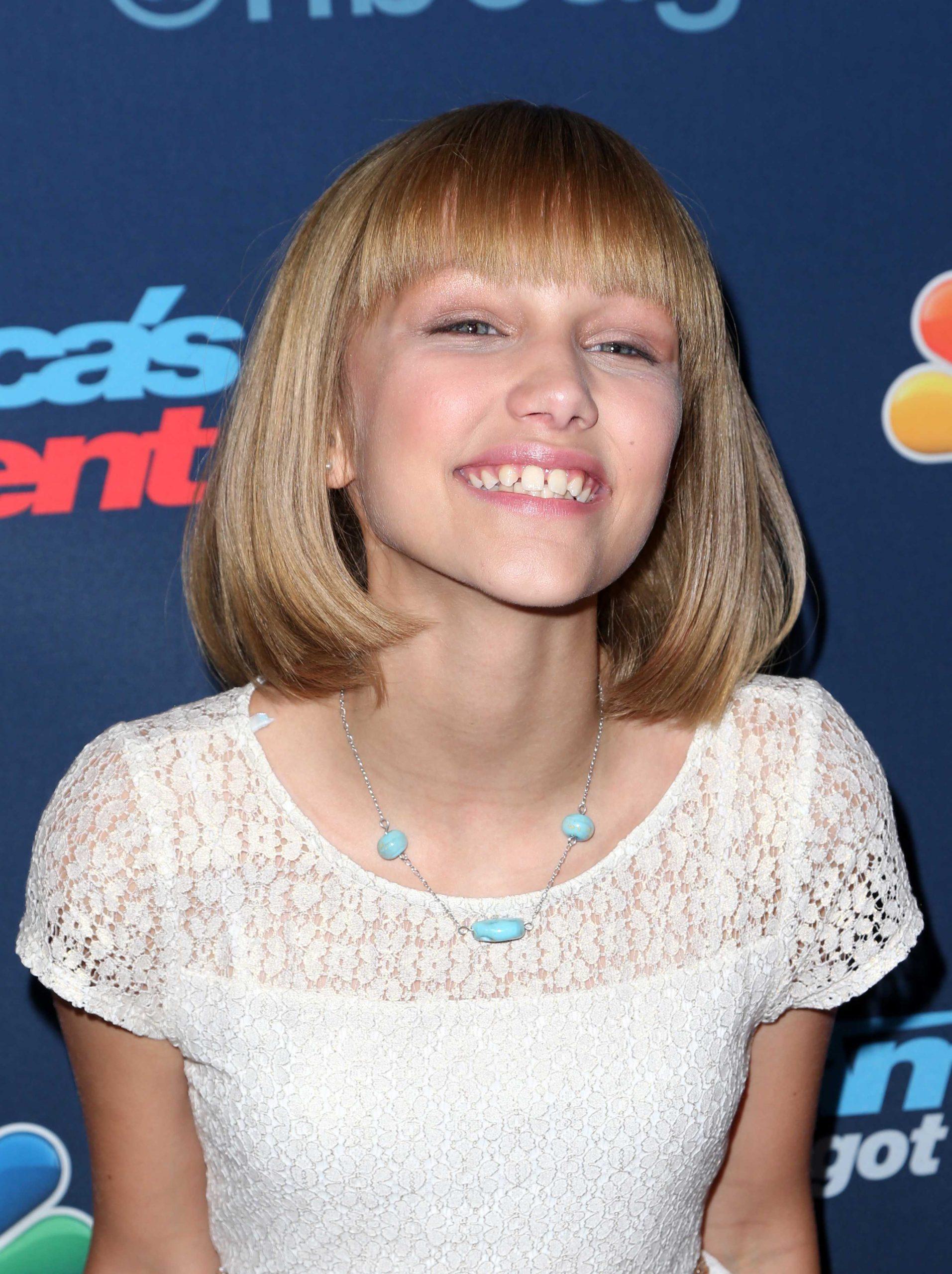 61 Sexy Grace VanderWaal Boobs Pictures That Will Fill Your Heart With Joy A Success | Best Of Comic Books