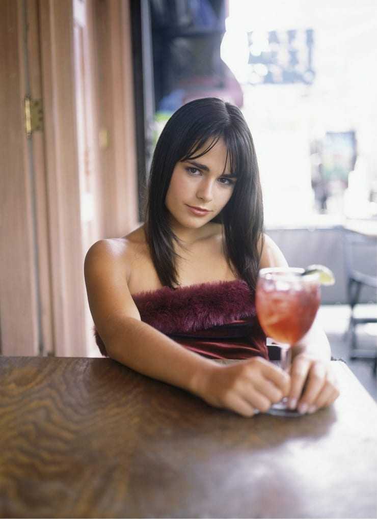 61 Sexy Jordana Brewster Boobs Pictures Will Make You Crazy About Her | Best Of Comic Books