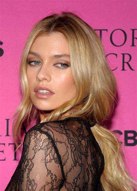 61 Sexy Stella Maxwell Boobs Pictures That Will Make You Begin To Look All Starry Eyed At Her | Best Of Comic Books