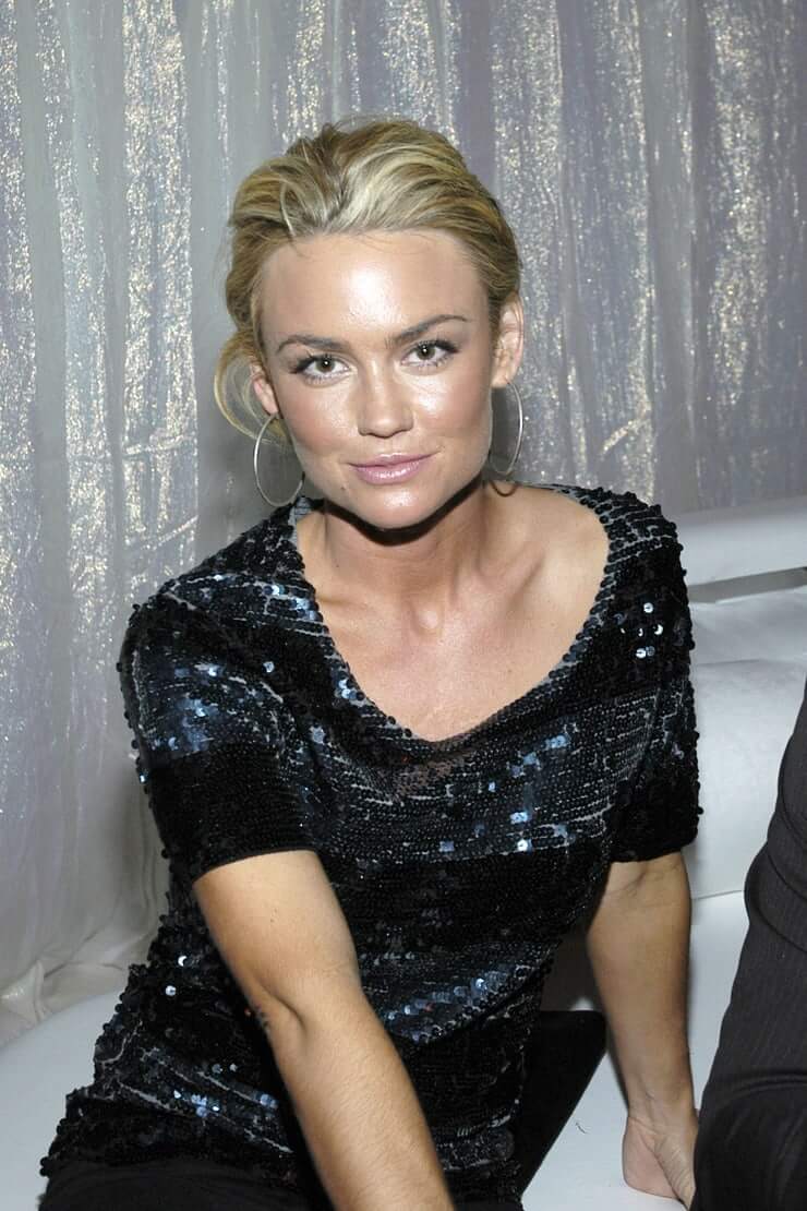 63 Kelly Carlson Sexy Pictures Will Literally Hypnotise With Her Physique | Best Of Comic Books