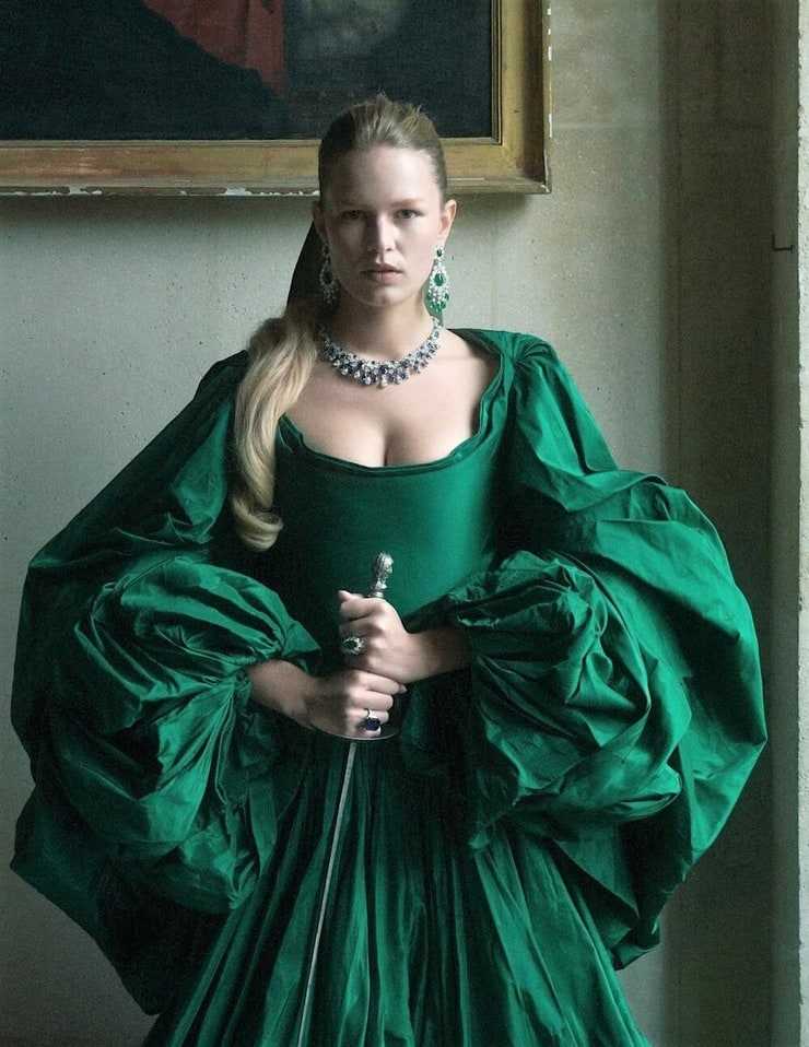 63 Sexy Anna Ewers Boobs Pictures Are Paradise On Earth | Best Of Comic Books