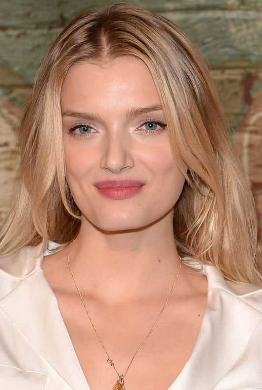 63 Sexy Lily Donaldson Boobs Pictures Which Will Make You Feel Arousing | Best Of Comic Books