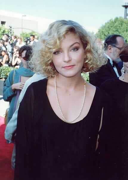 25 Hot Pictures Of Sheryl Lee Are Simply Sexy | Best Of Comic Books