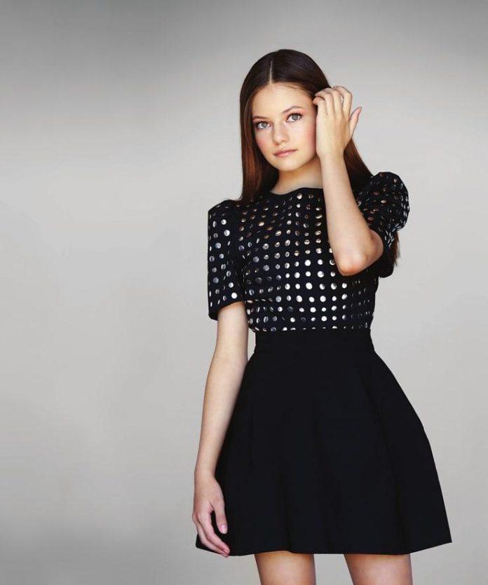 30 Mackenzie Foy Nude Pictures Make Her A Successful Lady | Best Of Comic Books