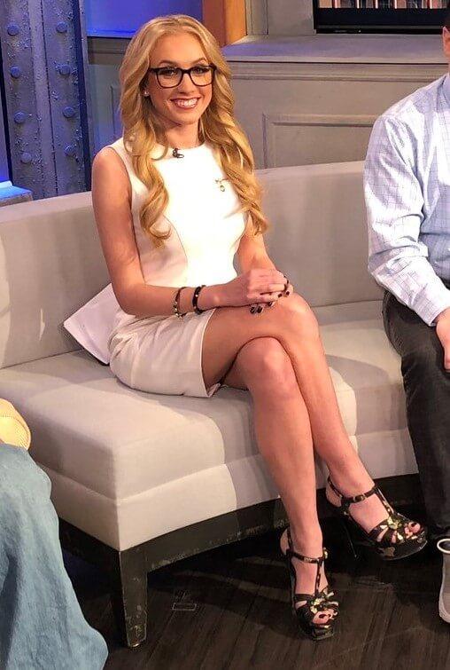 30 Sexy Kat Timpf Feet Pictures Will Prove That She Is Sexiest Woman In This World | Best Of Comic Books