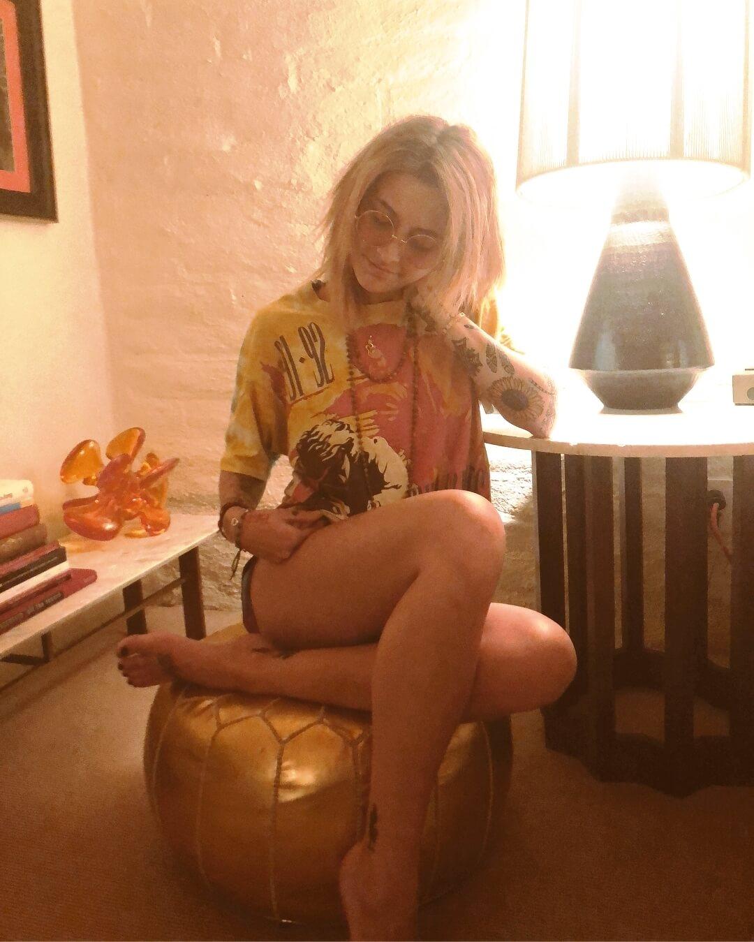 30 Sexy Paris Jackson Feet Pictures Will Make You Drool Forever | Best Of Comic Books