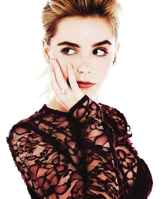 31 Nude Pictures Of Kiernan Shipka Demonstrate That She Is A Gifted Individual | Best Of Comic Books