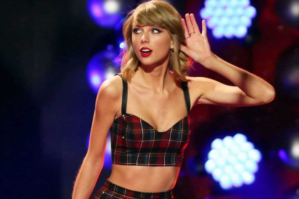 31 Nude Pictures Of Taylor Swift Are Genuinely Spellbinding And Awesome | Best Of Comic Books