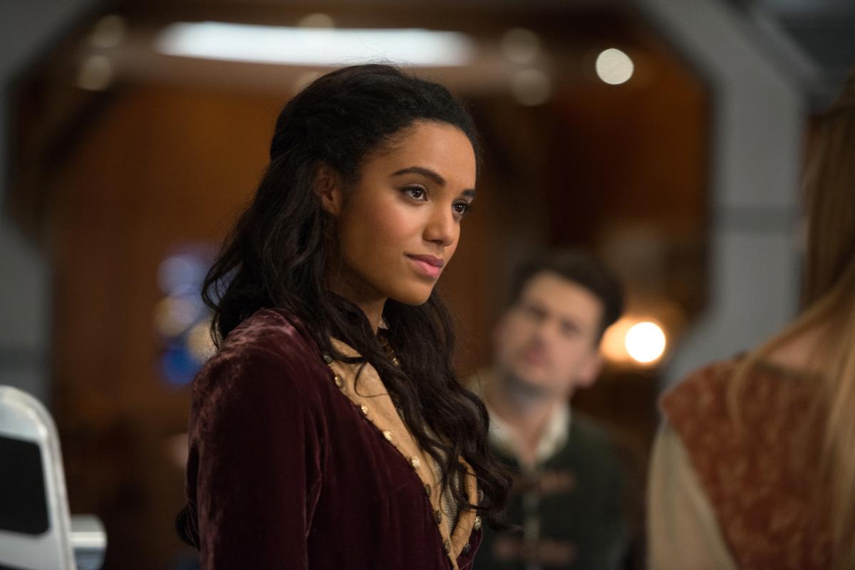 33 Hot Pictures of Maisie Richardson Sellers – Vixen In Legends Of Tomorrow | Best Of Comic Books