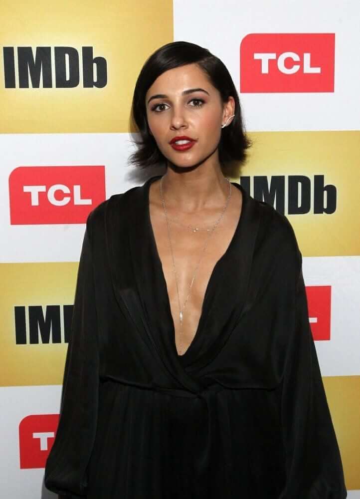 33 Nude Pictures Of Naomi Scott Which Will Make You Slobber For Her | Best Of Comic Books