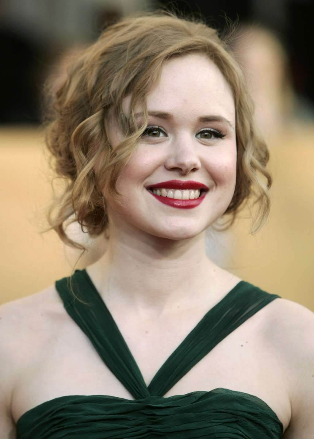 34 Alison Pill Nude Pictures Are Hard To Not Notice Her Beauty Best Of Comi...