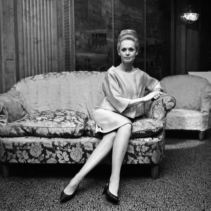 34 Nude Pictures Of Tippi Hedren Are Incredibly Excellent The Viraler 