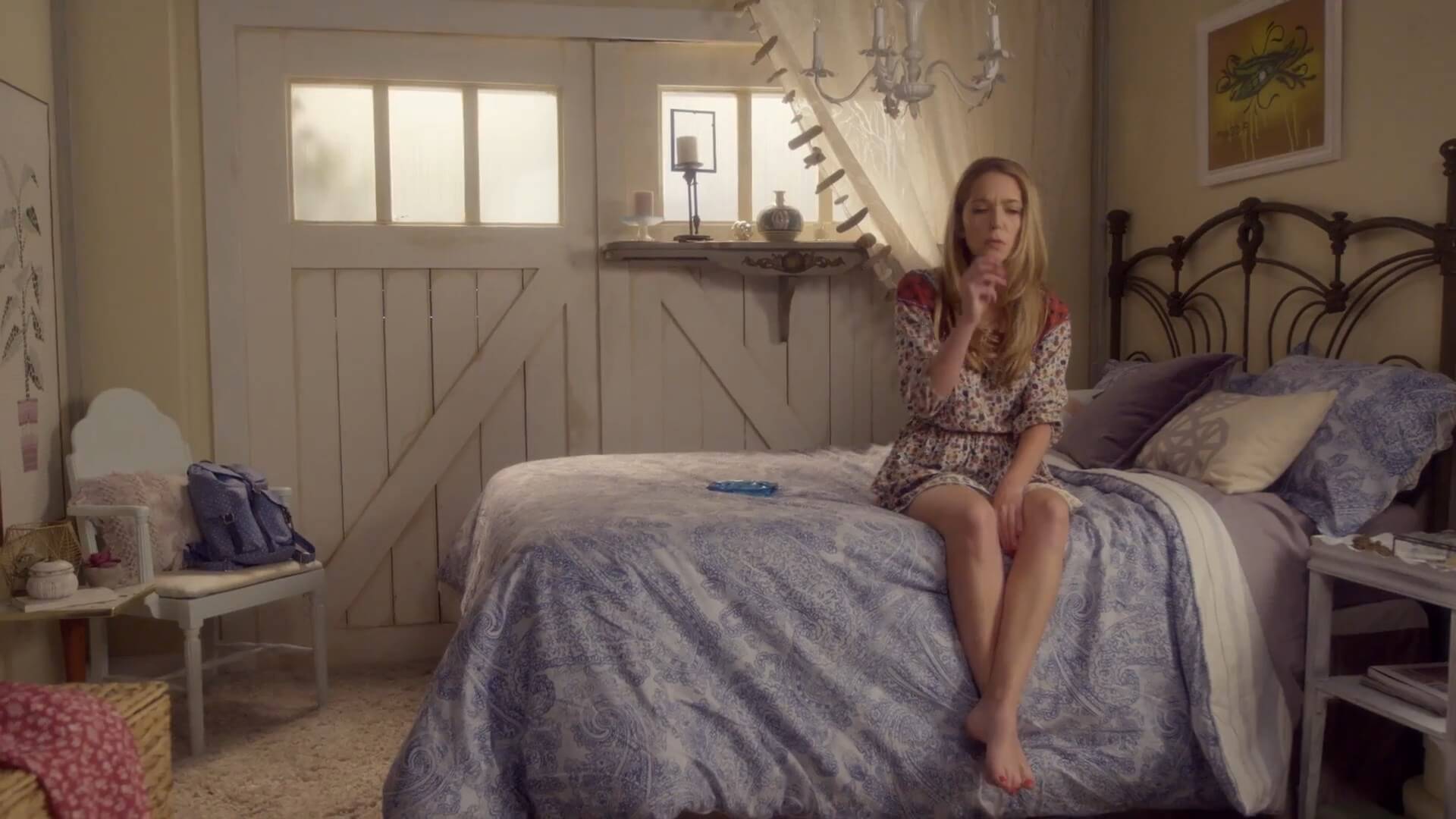 34 Sexy Jessica Rothe Feet Pictures Are So Damn Hot That You Can’t Contain It | Best Of Comic Books