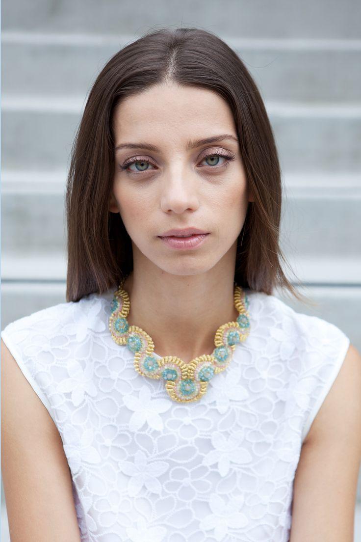 35 Hot Pictures Of Angela Sarafyan – Beautiful Actress From Westworld TV Series | Best Of Comic Books