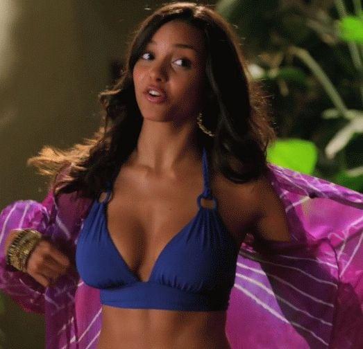 35 Hot Pictures Of Jessica Lucas Will Drive You Nuts For Her | Best Of Comic Books