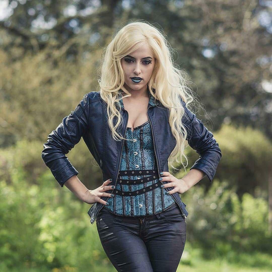 35 Hot Pictures Of Killer Frost From Arrowverse | Best Of Comic Books